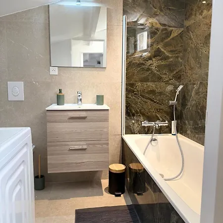 Tres Belle Vue 5mn - Garage Апартаменты
